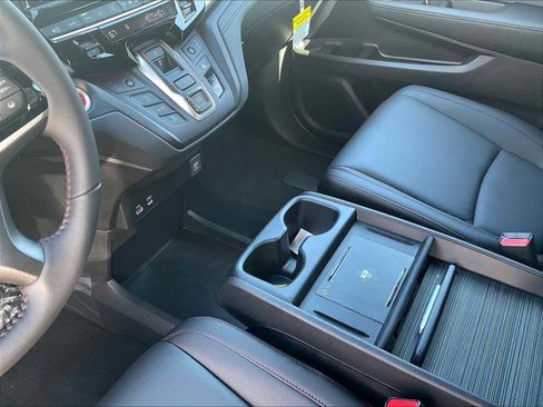 New 2026 Honda Odyssey Sport-L image 14