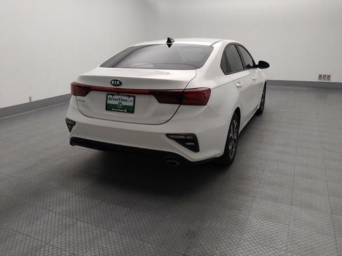 Used 2019 Kia Forte LXS FWD image 7