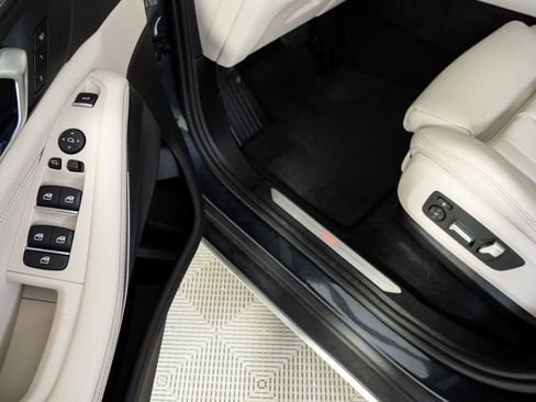 Used 2022 BMW X5 sDrive40i w/ Premium Package image 7