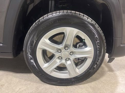 Used 2023 Jeep Compass Sport image 28