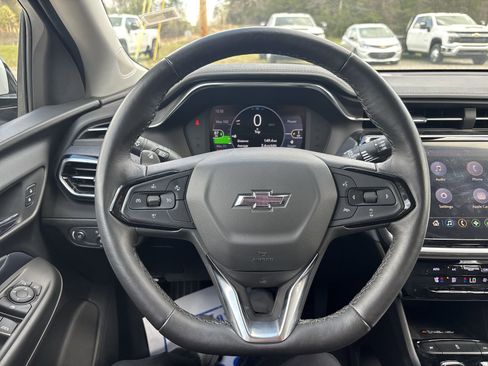 Used 2022 Chevrolet Bolt EUV Premier FWD image 16
