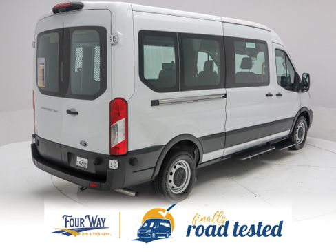 Used 2020 Ford Transit 250 Medium Roof RWD image 5