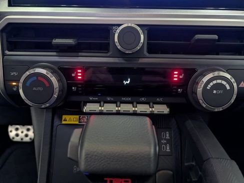 Used 2025 Toyota 4Runner TRD Sport Premium image 23