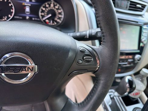 Used 2019 Nissan Murano Platinum w/ Cargo Package image 7