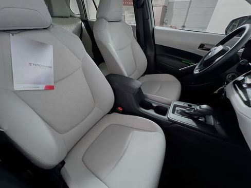 New 2026 Toyota Corolla Cross L FWD image 27