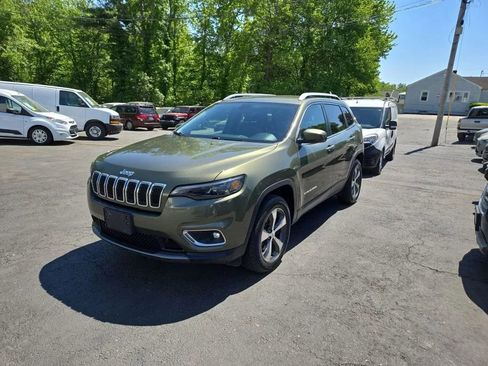 Used 2019 Jeep Cherokee Limited w/ Trailer Tow Group AWD/4WD image 1