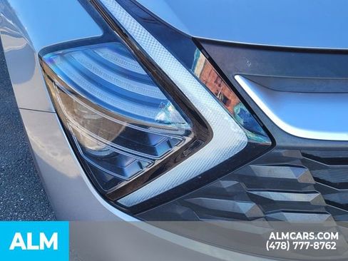 Used 2024 Kia Sportage LX image 23