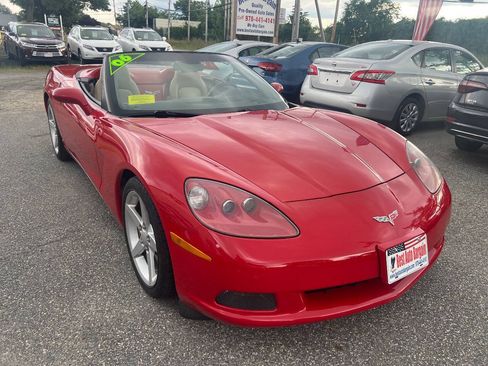 Used 2006 Chevrolet Corvette Convertible w/ Preferred Equipment Group RWD image 5
