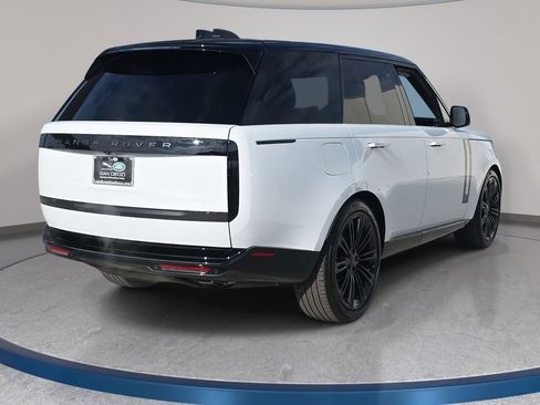 New 2026 Land Rover Range Rover SE image 5
