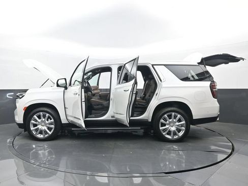 Used 2023 Chevrolet Tahoe High Country w/ Advanced Technology Package AWD/4WD image 36