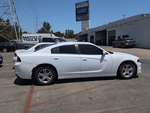 Used 2022 Dodge Charger SXT w/ Leather Interior Group RWD image 7