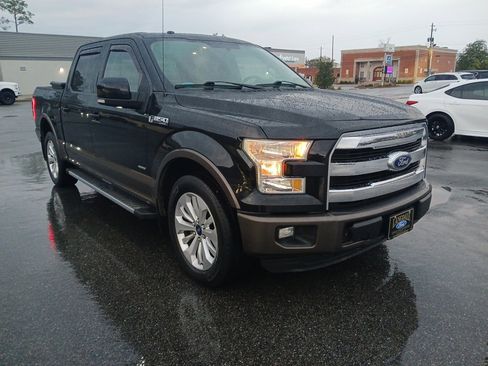 Used 2016 Ford F150 Lariat w/ Equipment Group 501A Mid image 3
