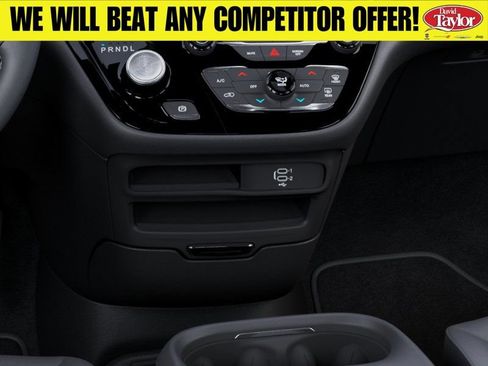 New 2027 Chrysler Pacifica Select FWD image 25