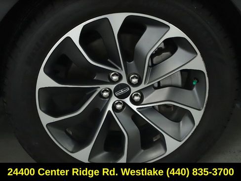 Used 2021 Lincoln Nautilus Reserve image 10