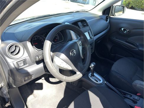 Used 2015 Nissan Versa w/ SL Tech Package FWD image 11