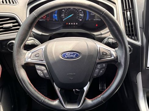 Used 2021 Ford Edge ST-Line AWD/4WD image 2