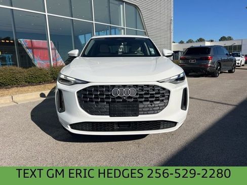 New 2025 Audi Q5 Premium AWD/4WD image 2