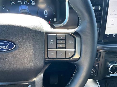 Used 2025 Ford F150 Platinum w/ FX4 Off-Road Package AWD/4WD image 18