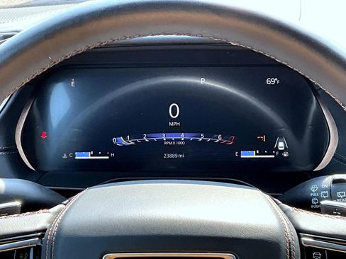 Used 2022 Jeep Grand Cherokee Summit w/ Luxury Tech Group V image 14