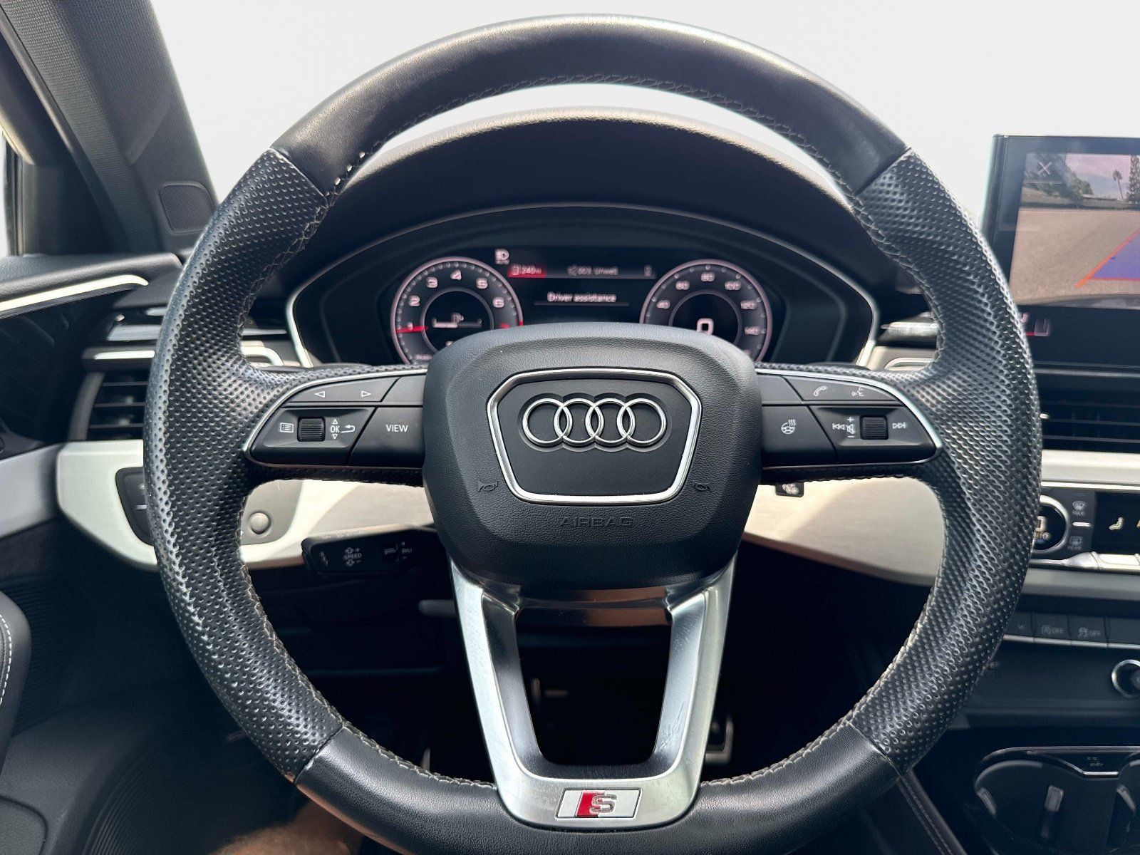 Used 2021 Audi A4 2.0T Premium Plus w/ Premium Plus Package AWD/4WD image 27