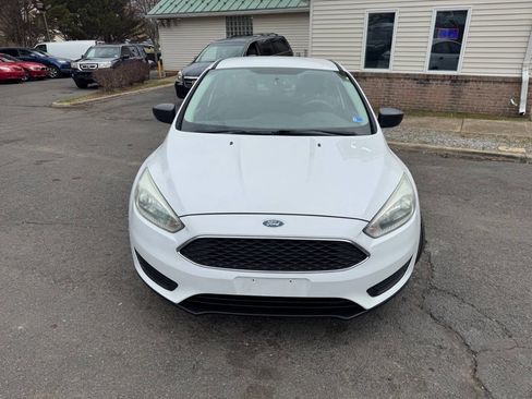 Used 2015 Ford Focus S image 2