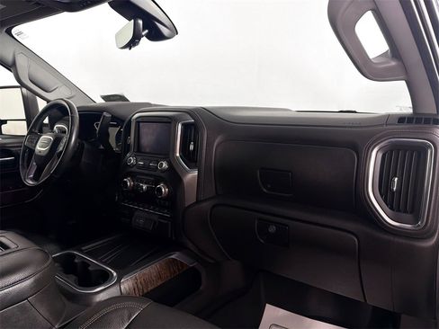 Used 2020 GMC Sierra 2500 Denali w/ Denali Ultimate Package image 27