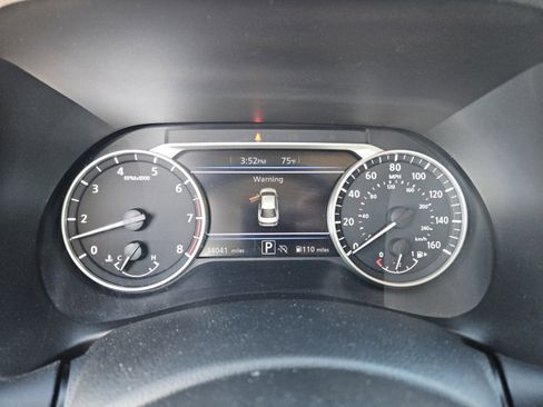 Used 2024 Nissan Sentra SV image 30