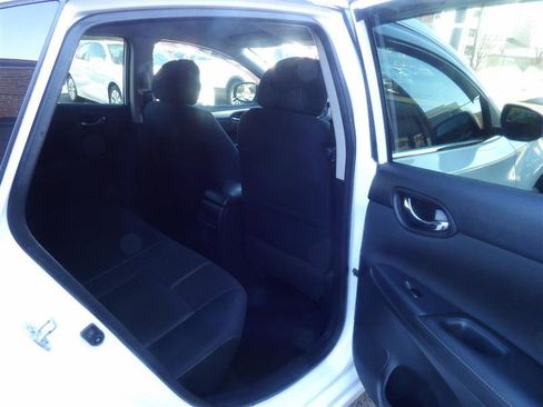Used 2017 Nissan Sentra S image 13