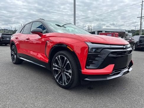 Used 2026 Chevrolet Blazer EV SS w/ Performance Package AWD/4WD image 8