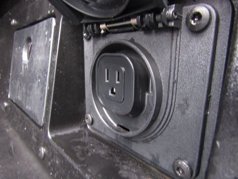 Used 2021 Toyota Tacoma SR5 image 11