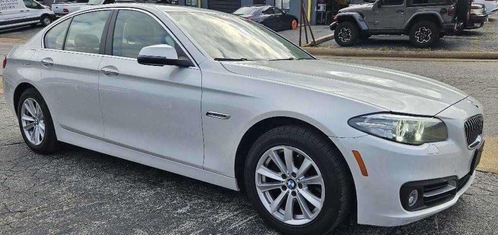 Used 2015 BMW 528i xDrive Sedan AWD/4WD image 5