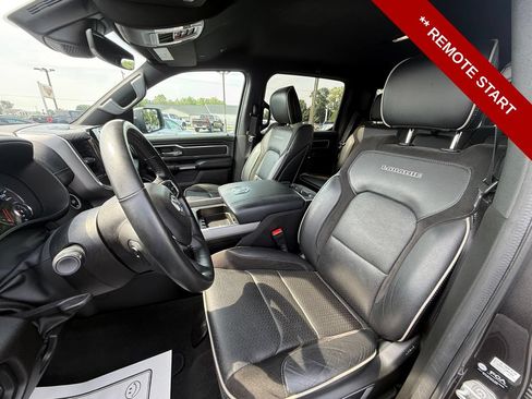 Used 2023 RAM 1500 Laramie AWD/4WD image 15
