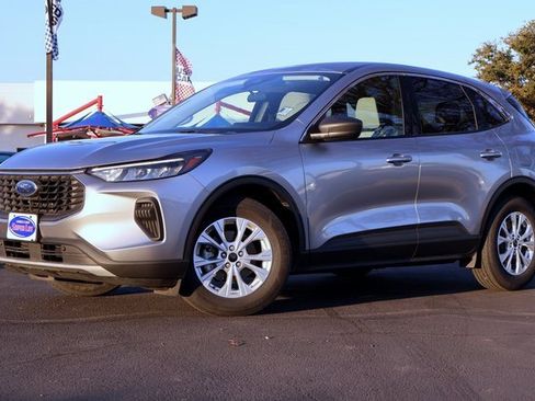 Certified 2023 Ford Escape Active image 16