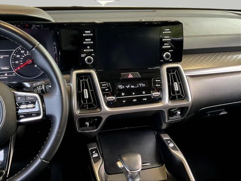 Used 2021 Kia Sorento S w/ Panoramic Sunroof Package FWD image 9