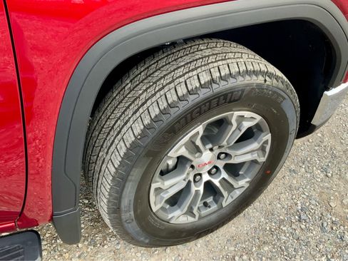 New 2026 GMC Sierra 1500 SLT image 20