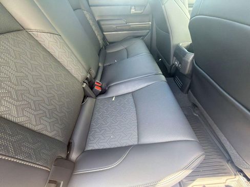 Used 2025 Toyota Tacoma Limited AWD/4WD image 30