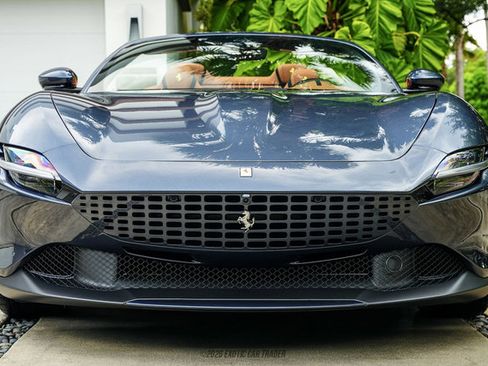 Used 2026 Ferrari Roma Spider RWD image 11