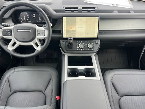 New 2026 Land Rover Defender 110 S image 25