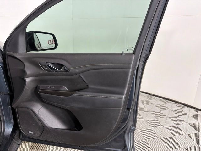Used 2020 GMC Acadia SLT w/ Premium Package FWD image 36
