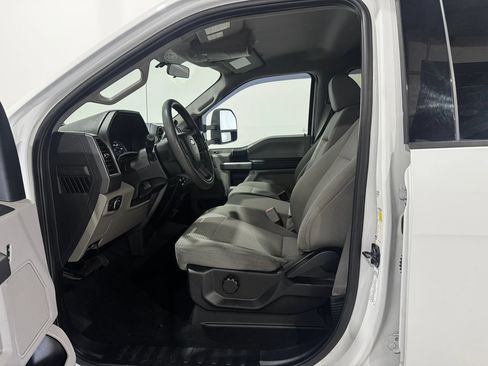 Used 2019 Ford F250 XLT AWD/4WD image 12