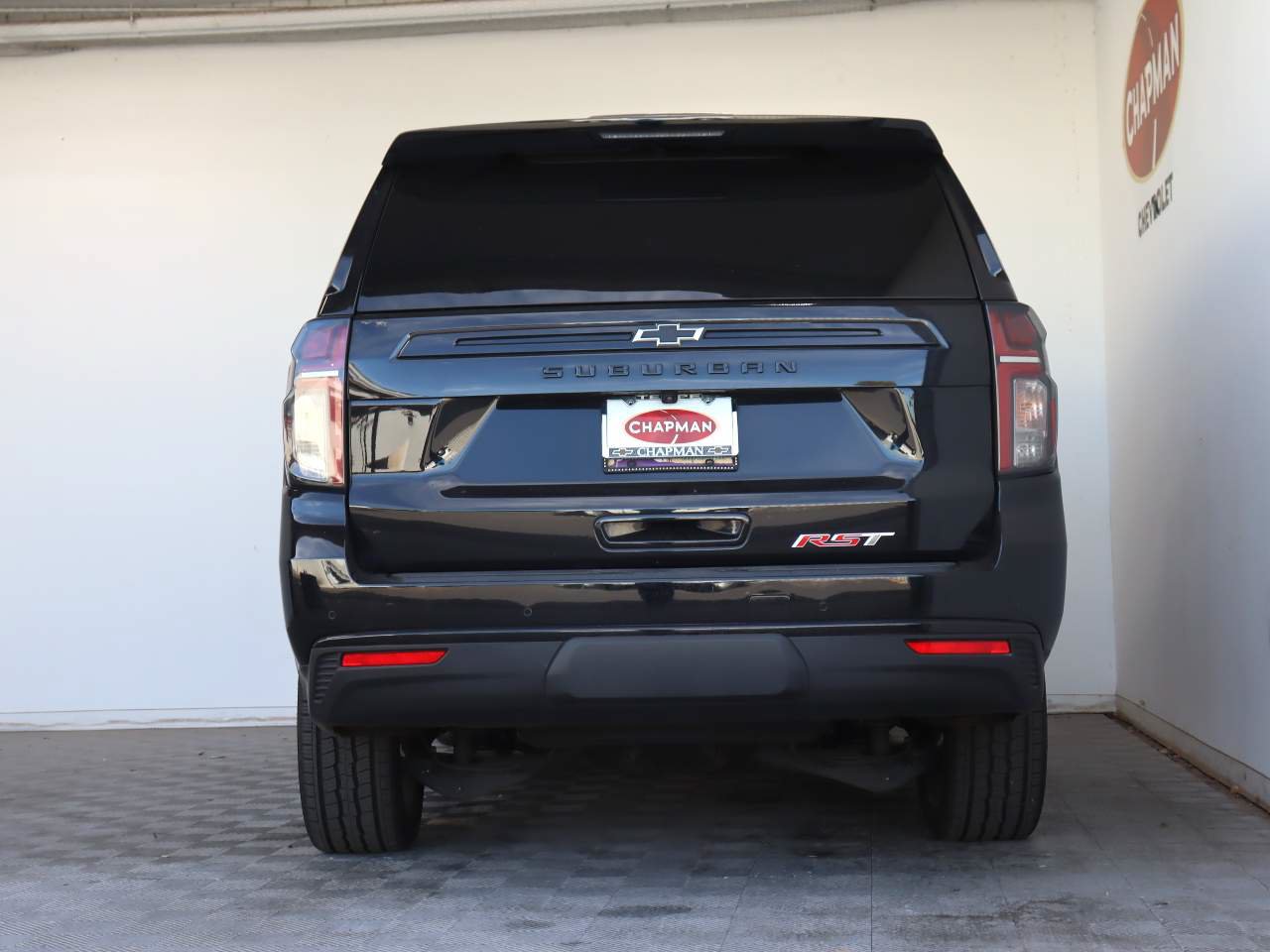 Certified 2023 Chevrolet Suburban RST w/ Luxury Package AWD/4WD image 6