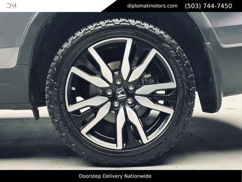 Used 2019 Honda Pilot Touring image 34