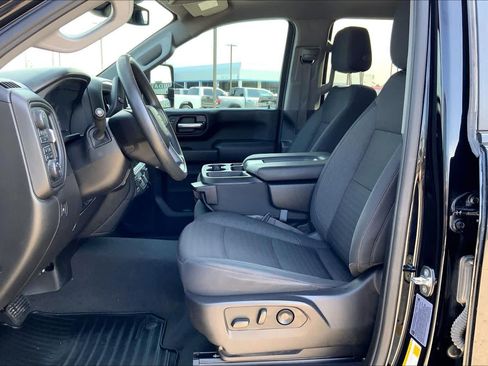 Used 2024 Chevrolet Silverado 2500 Custom w/ Custom Value Package AWD/4WD image 8