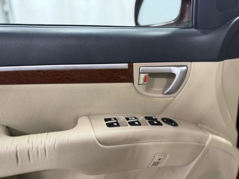 Used 2007 Hyundai Santa Fe SE image 12