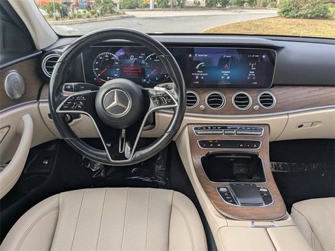 Used 2022 Mercedes-Benz E 350 Sedan image 12