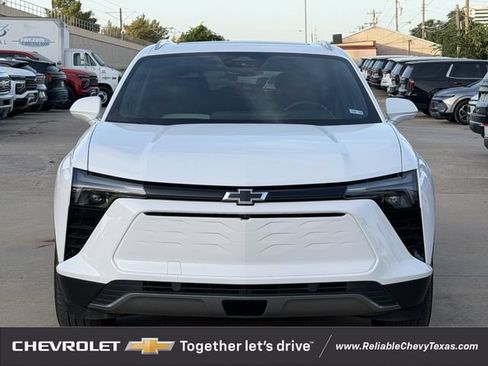 Used 2024 Chevrolet Blazer EV LT AWD/4WD image 2