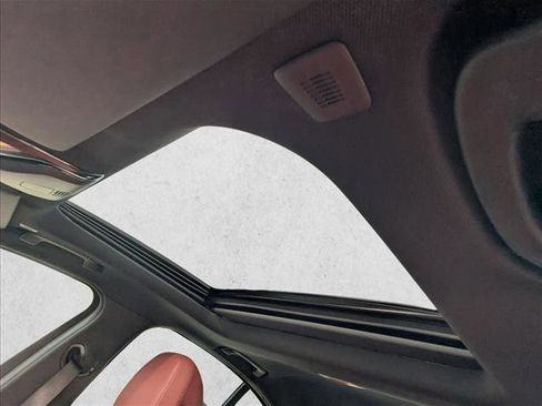 Certified 2025 BMW 330i Sedan w/ Convenience Package image 16