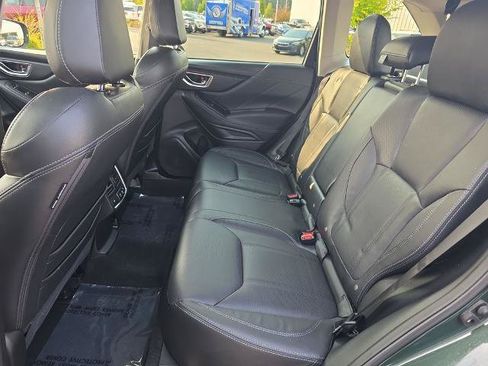 Used 2023 Subaru Forester Touring AWD/4WD image 9