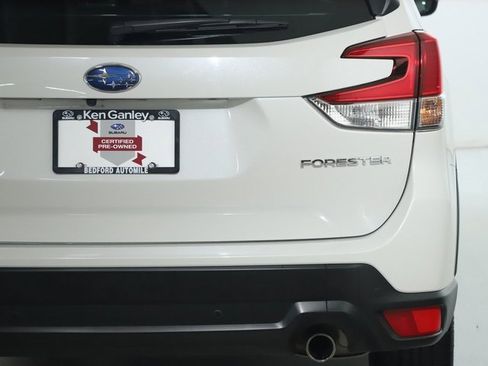 Certified 2023 Subaru Forester Limited image 48