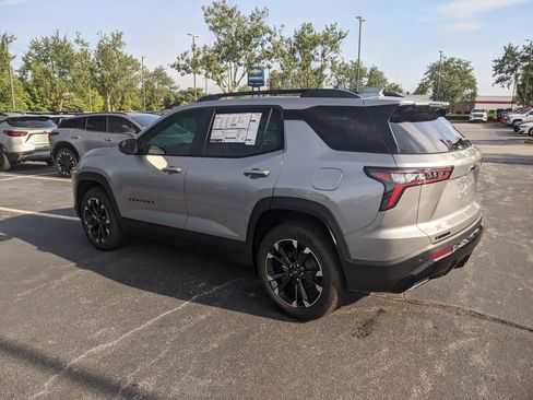 New 2026 Chevrolet Equinox RS w/ Convenience Package III image 7